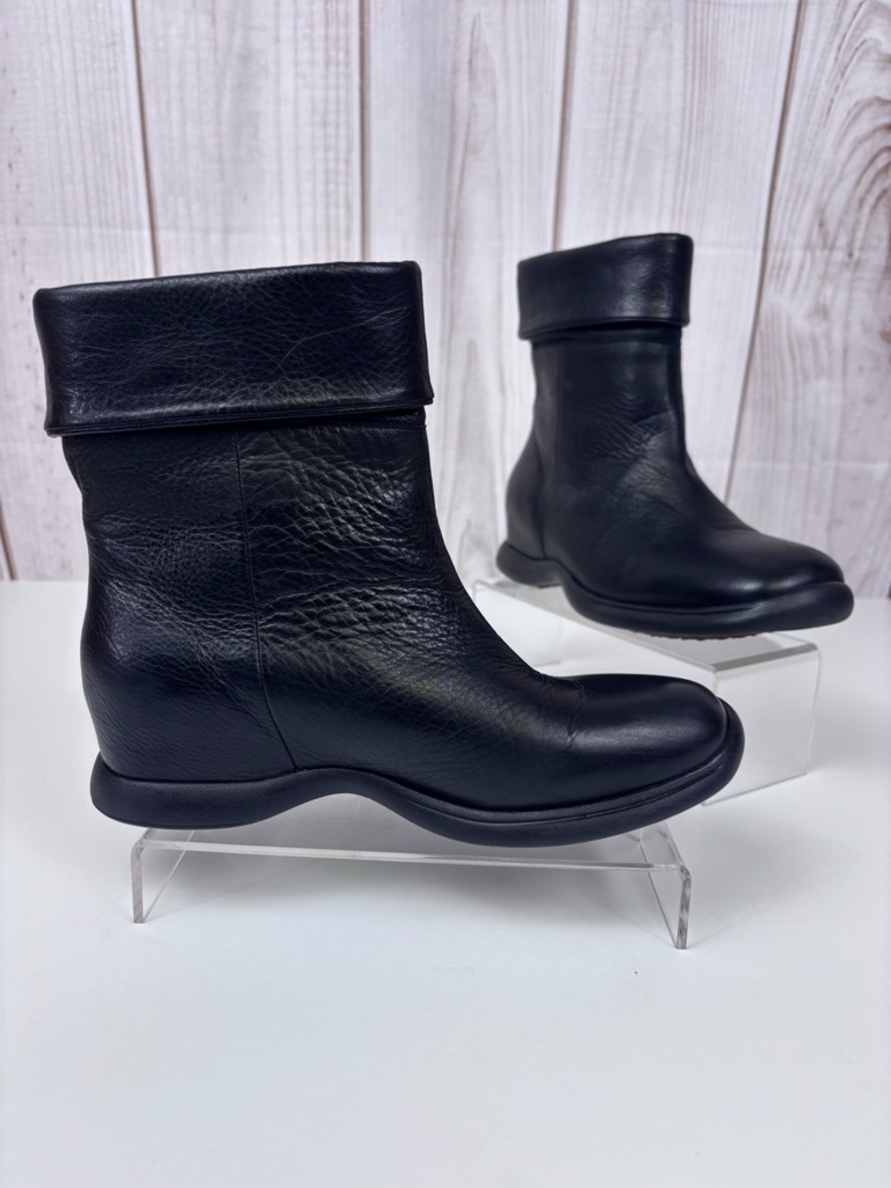 L'Amour Des Pied Boots Hidden Wedge Fold-Cuffed Boot Equestrian Black Size 5.5 - Picture 2 of 16